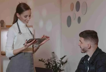 How can Restaurants Benefit from Customer Surveys - Applova