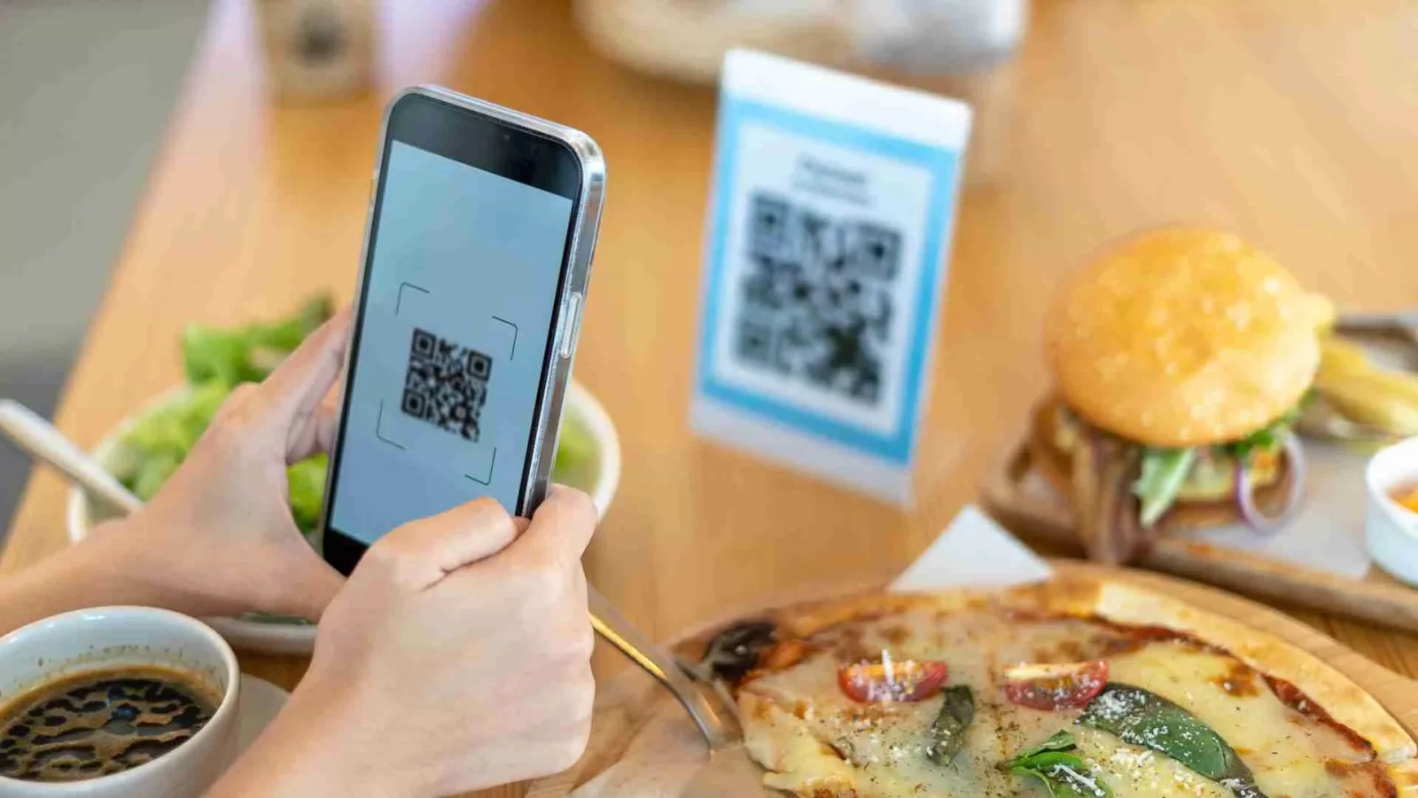 Boosting-Sales-with-QR-Code-Menus-applova