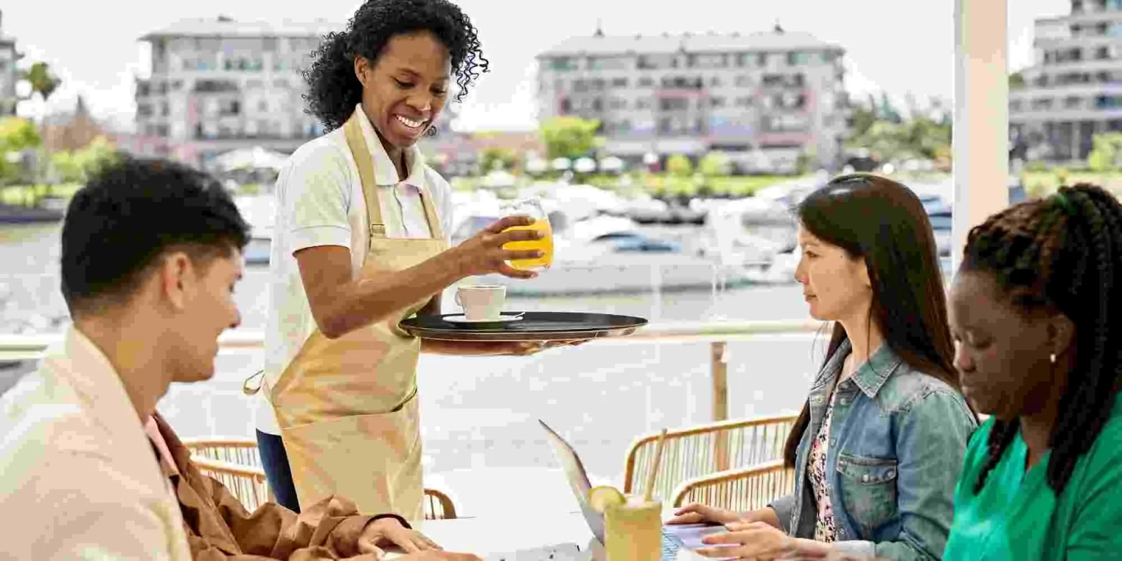 restaurant-tourist-friendly-applova