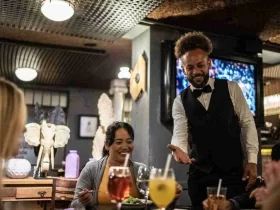 How to customize your Clover Kiosk for brand consistency and customer loyalty - Applova