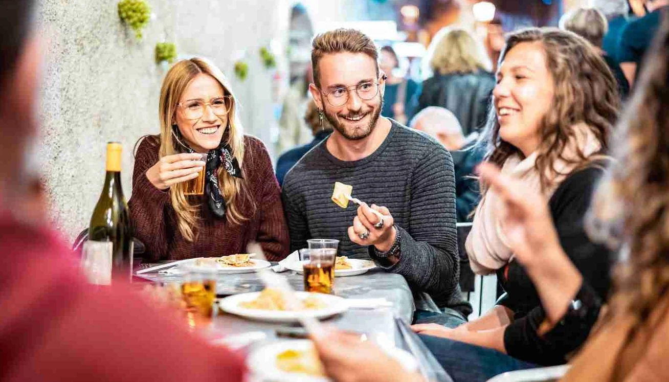 How Self-serve kiosks help in customer engagement - Applova