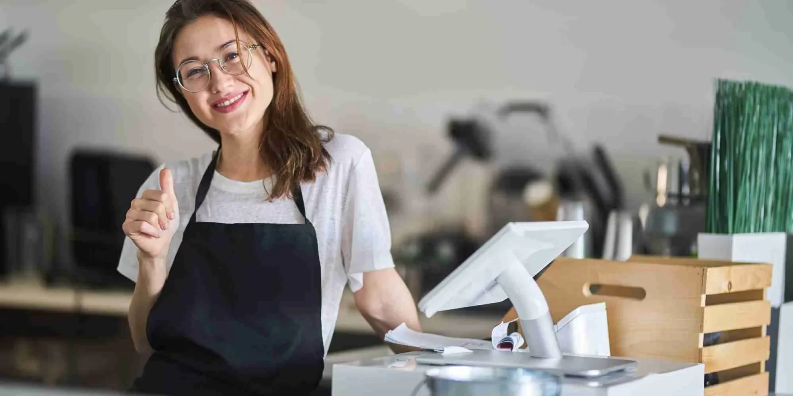 Why Do You Need a Restaurant Management System in 2024 - Applova