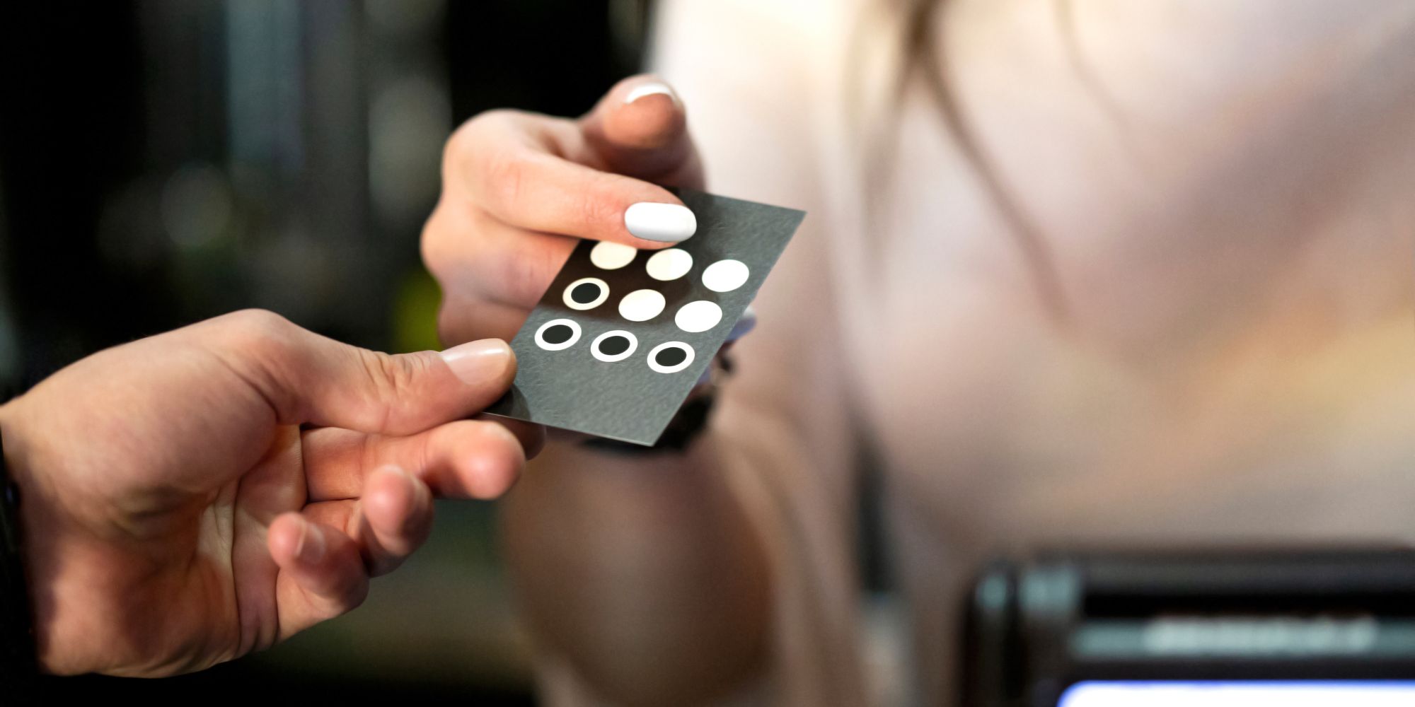 How to Build Customer Loyalty Through Personalized Experience with Self-Serve Kiosks - Applova