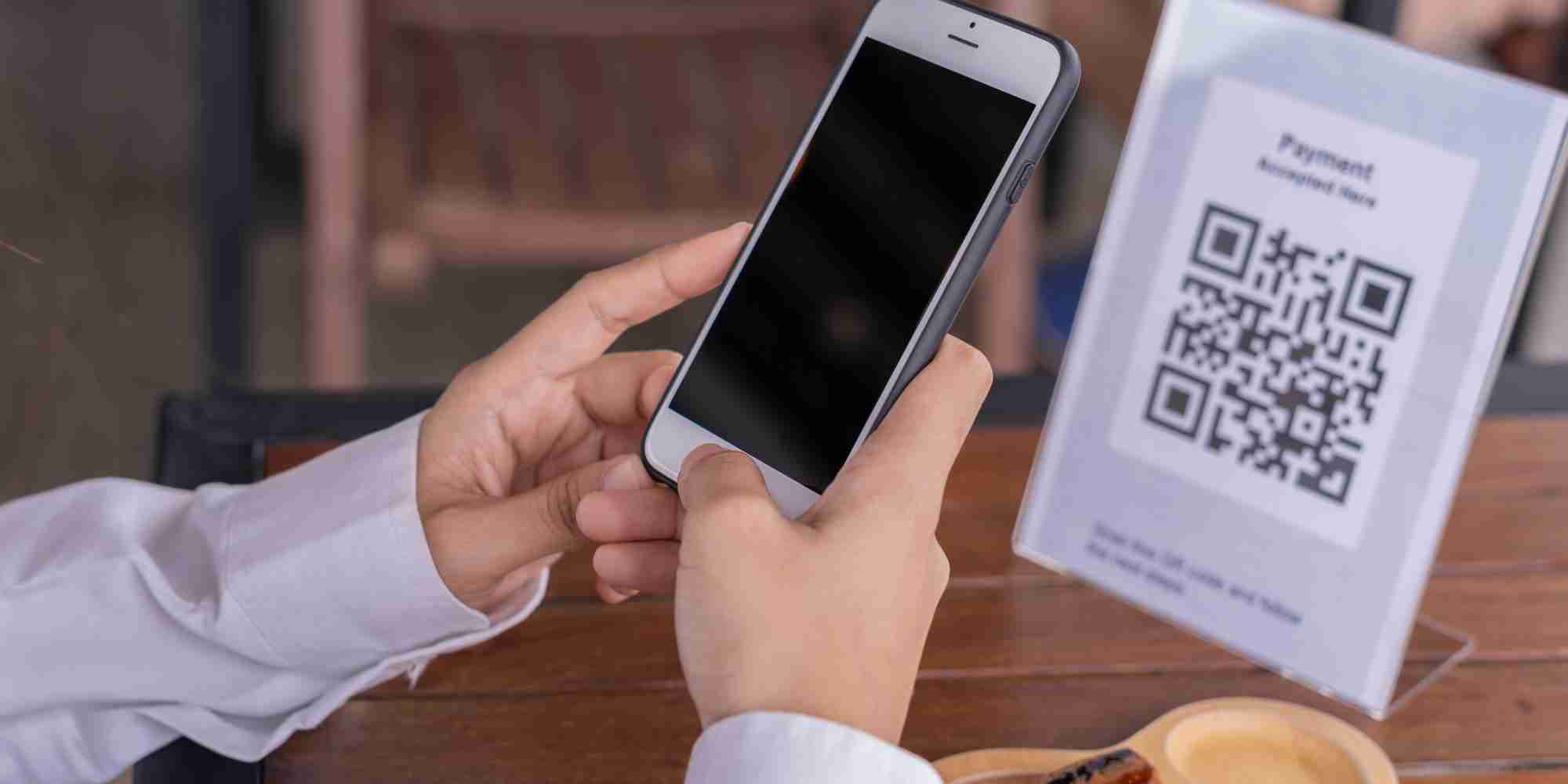 Why You Should Switch To Restaurant QR Code Menu - Applova