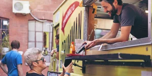  Food Truck POS Multiple Ordering and Payment Options - Applova